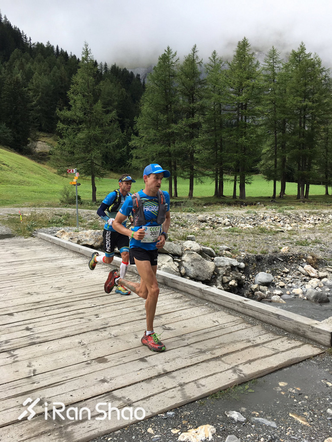 决战勃朗峰 | 冠军驾临 神级PK 见证UTMB十五年最强对决