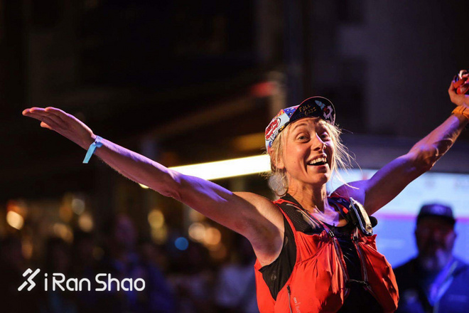 决战勃朗峰 | 冠军驾临 神级PK 见证UTMB十五年最强对决