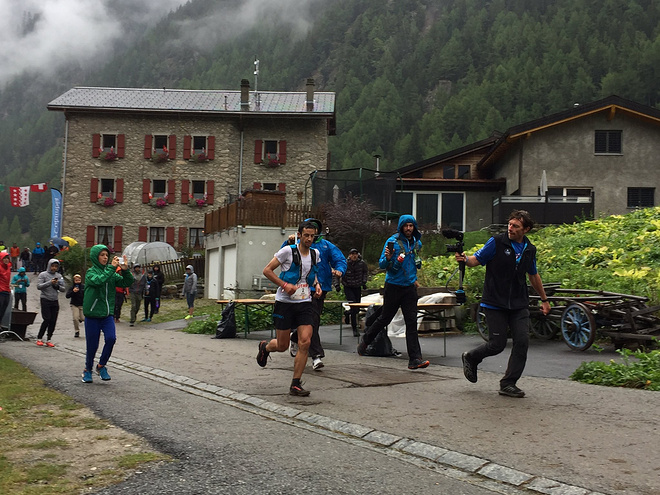 决战勃朗峰 | 冠军驾临 神级PK 见证UTMB十五年最强对决