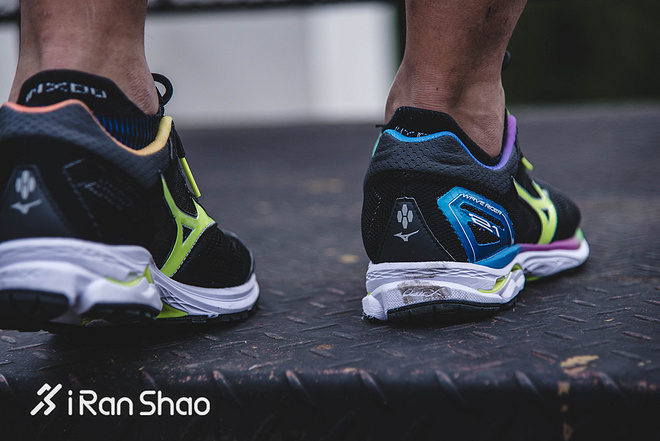 跑鞋 | Mizuno Wave Rider 21 延续前代出色脚感 LSD利器