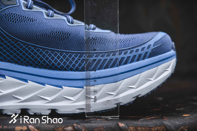 开箱 | HOKA ONE ONE BONDI 5 史上最强缓冲路跑鞋驾到