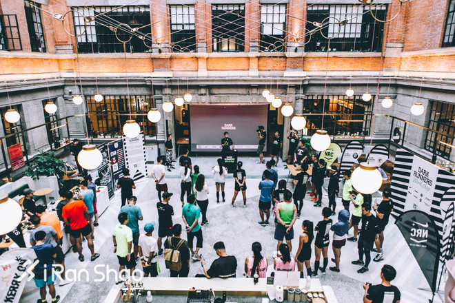 人物 | darkrunners周圆：有音乐有美食 跑步也可以很fashion