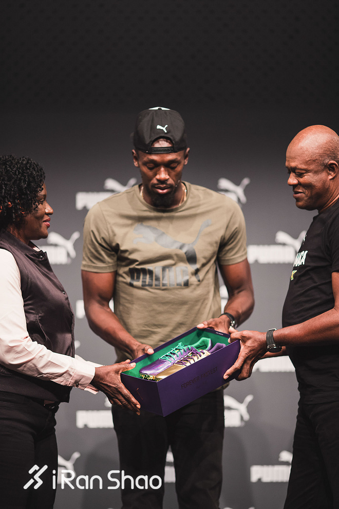 Weekly Gear | 与博尔特…签名鞋的一次亲密接触