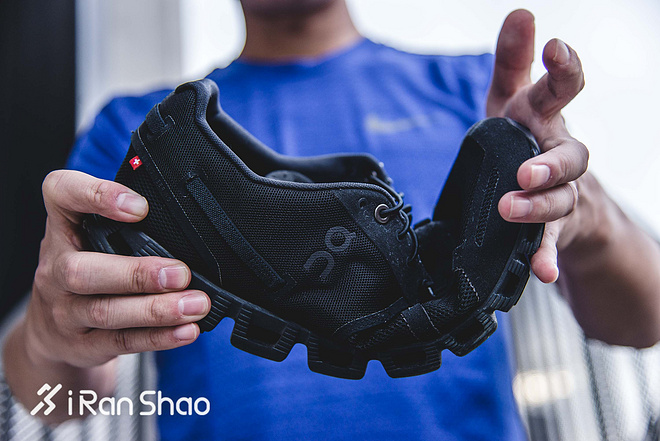 跑鞋 | 我是不一样的云 On Cloud深度评测