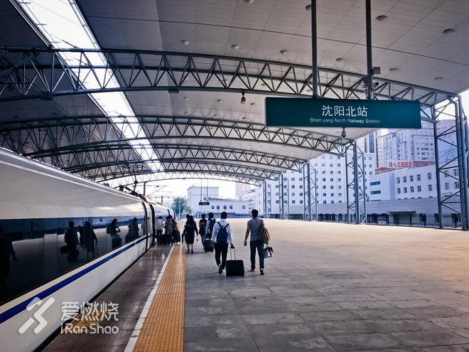 右脚向前，左脚向前，北京的这个秋天