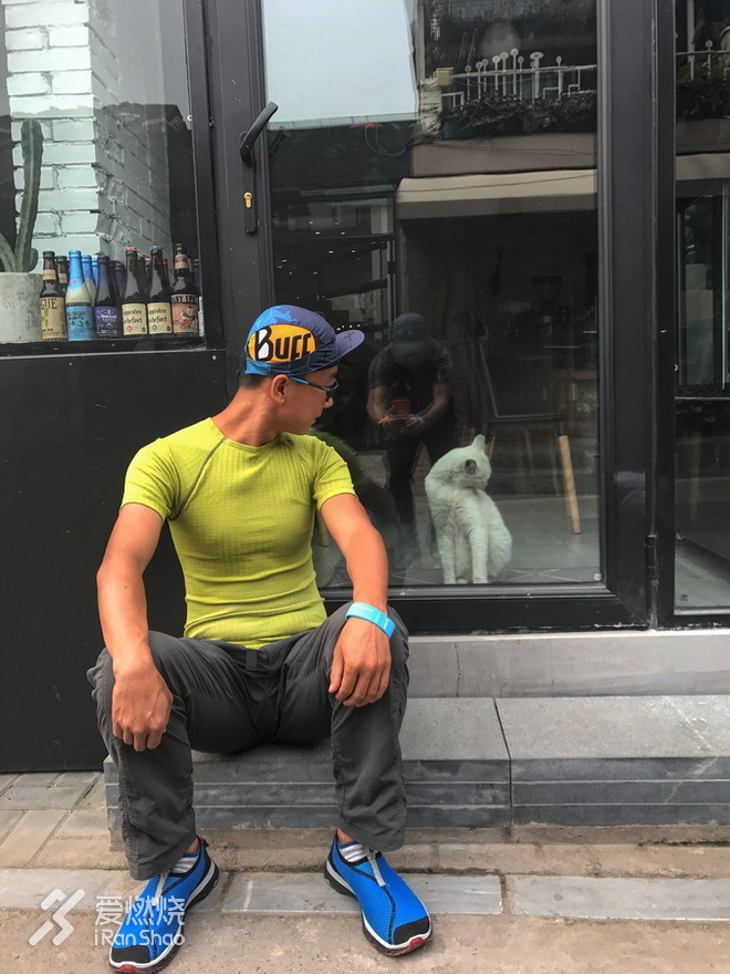 右脚向前，左脚向前，北京的这个秋天