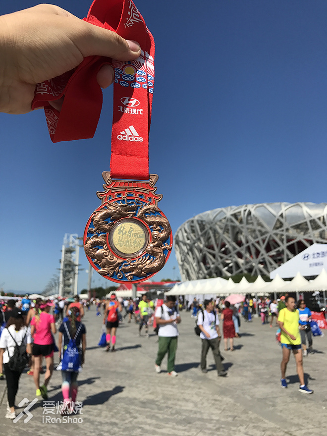 北马的精气神儿，跑给你看