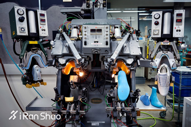 一周新鲜装备资讯 | 看完Brooks即将发布的鞋款 是时候列出新年购物清单了