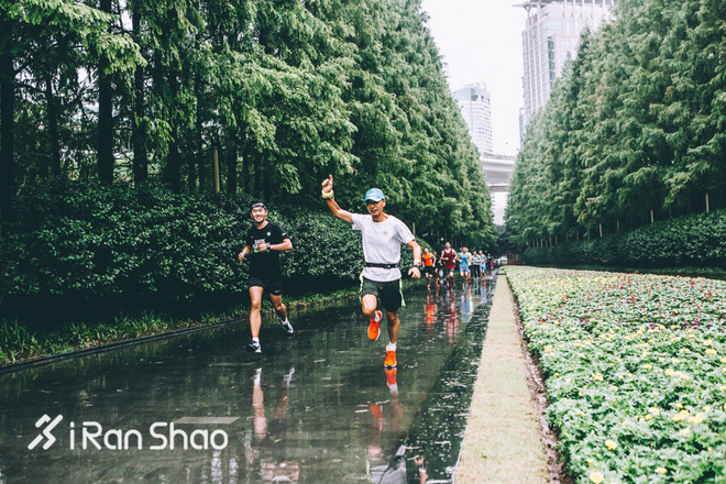 人物 | darkrunners周圆：有音乐有美食 跑步也可以很fashion