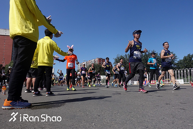 中国有北马 | 三十七年后 我们终于等到了那场期待中的国马