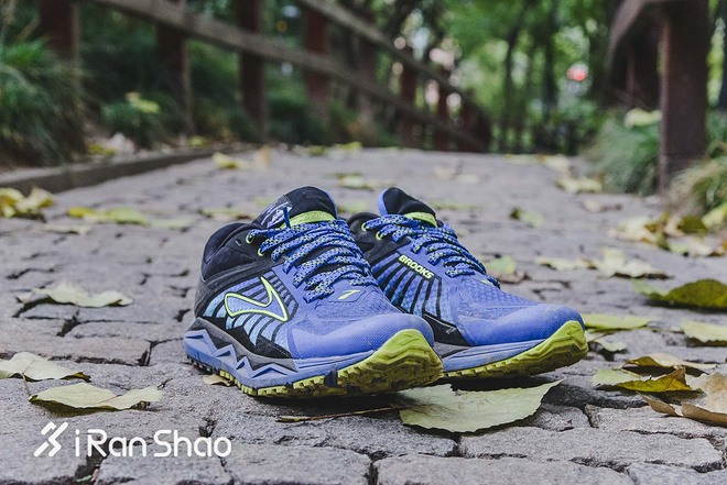 跑鞋 | Brooks Caldera 缓冲越野跑鞋新成员