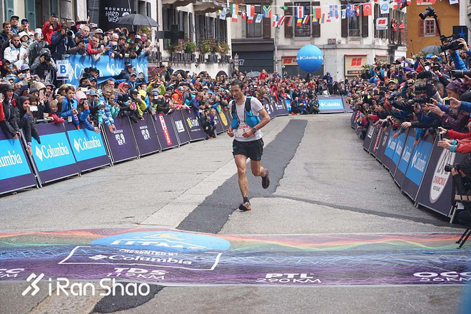 决战勃朗峰 | 冠军驾临 神级PK 见证UTMB十五年最强对决