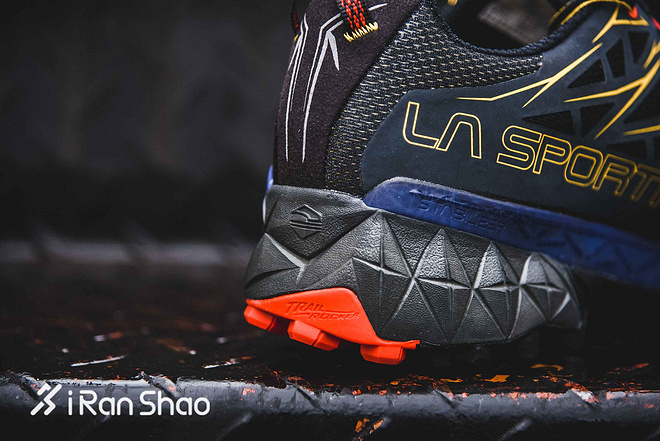 开箱 | La Sportiva Akyra 重型山地怪兽