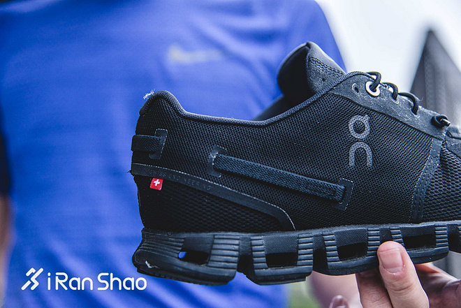 跑鞋 | 我是不一样的云 On Cloud深度评测