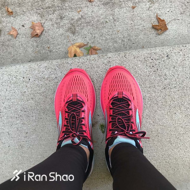 运动尖货 | 一周跑步装备美图集锦 Vol.5