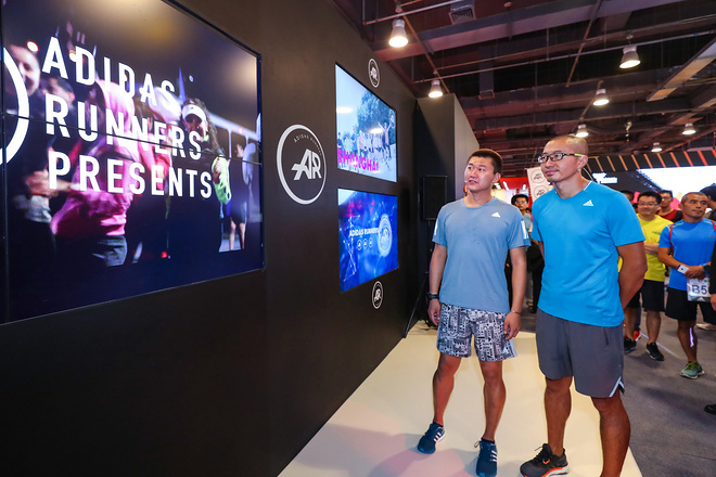 阿迪达斯 跑破撞墙期 #跑给你看#