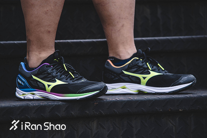 跑鞋 | Mizuno Wave Rider 21 延续前代出色脚感 LSD利器
