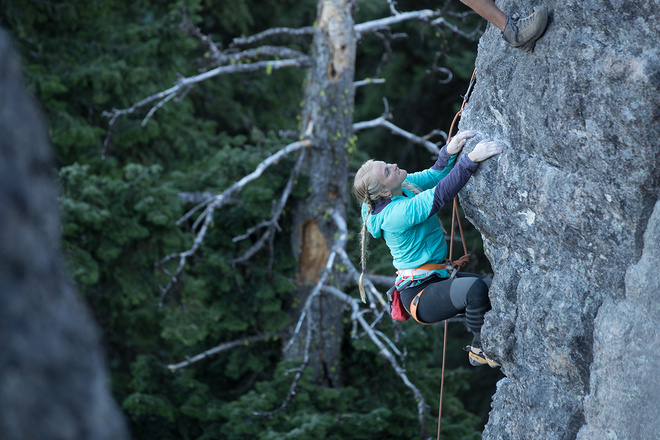 The North Face发布新款Ventrix夹克