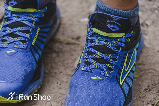 跑鞋 | Brooks Caldera 缓冲越野跑鞋新成员