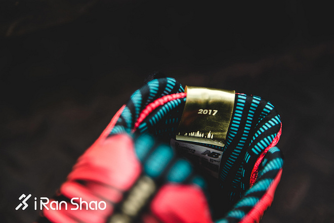 Weekly Gear | 近看New Balance纽约马拉松限定版跑鞋