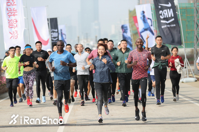 热点 | 花几个小时看完了所有的耐克广告 发现了一个事情