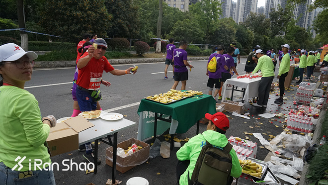 热点 | 2017南京马拉松 依然在路上