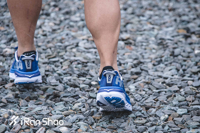 跑鞋 | HOKA ONE ONE BONDI 5 奔跑时忘记鞋的存在