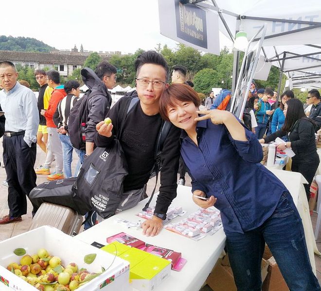 《送给那些想知道我们的人》