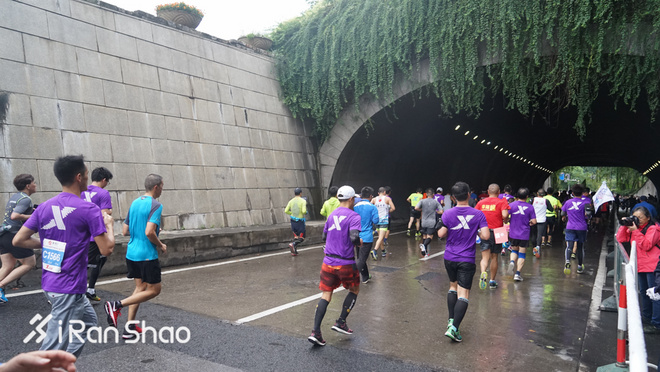 热点 | 2017南京马拉松 依然在路上