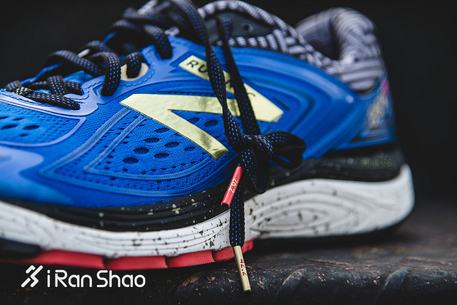 Weekly Gear | 近看New Balance纽约马拉松限定版跑鞋