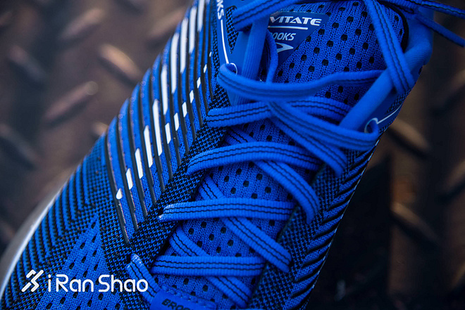 开箱 | Brooks Levitate 全新中底能否让你轻轻浮起