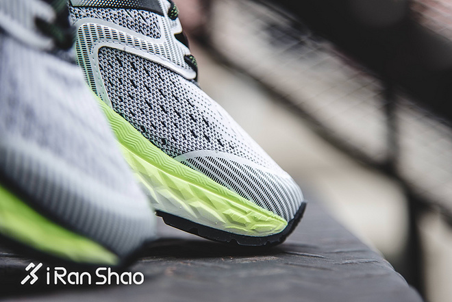 开箱 | New Balance Fresh Foam 1080 v7 蜂窝组合的那些事