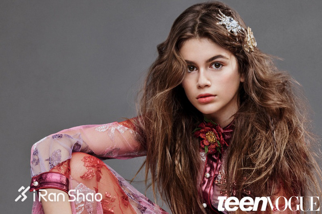 热点 | 看了一圈时装周 一大堆大长腿里就服Kaia Gerber