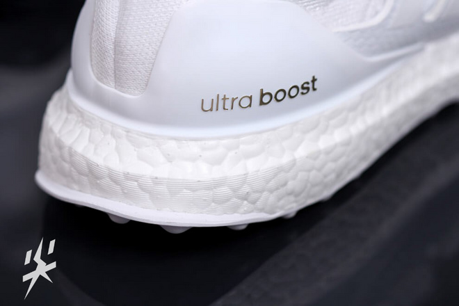 尖货Q&A：Vol.11 我脚下踩的是泡沫塑料？跑鞋中底材料大揭秘