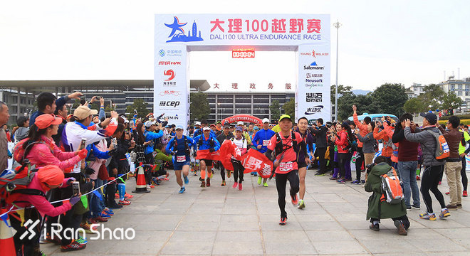 每月推荐 | 下着雪的我的雨 爱燃烧十一月跑步歌单
