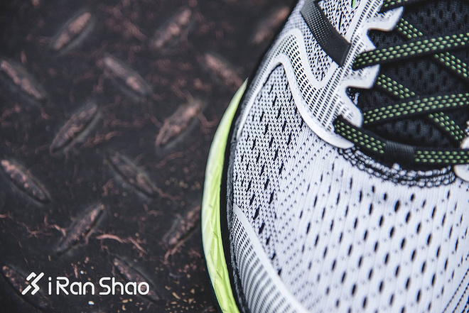 开箱 | New Balance Fresh Foam 1080 v7 蜂窝组合的那些事