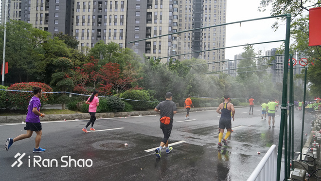 热点 | 2017南京马拉松 依然在路上