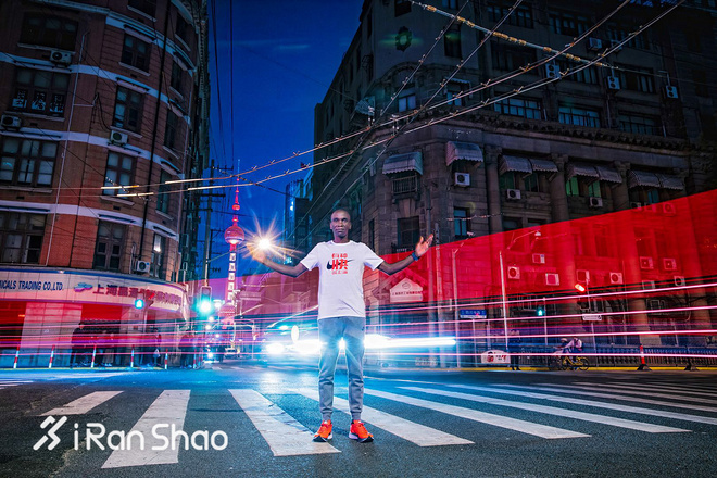 视频 | 独家专访马拉松最强跑者基普乔格 聊一聊他突破极限的秘诀