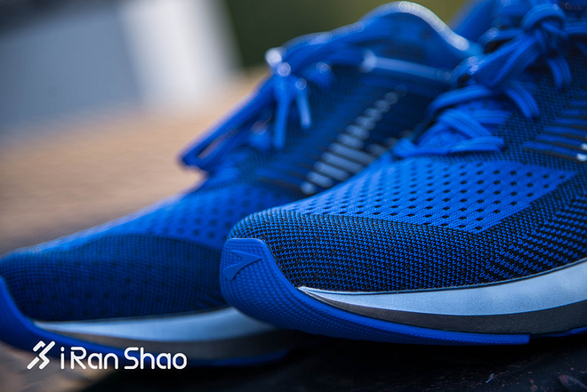 开箱 | Brooks Levitate 全新中底能否让你轻轻浮起