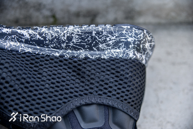 开箱 | 黑暗精灵 为夜而生 Reebok PUMP PLUS夜跑鞋