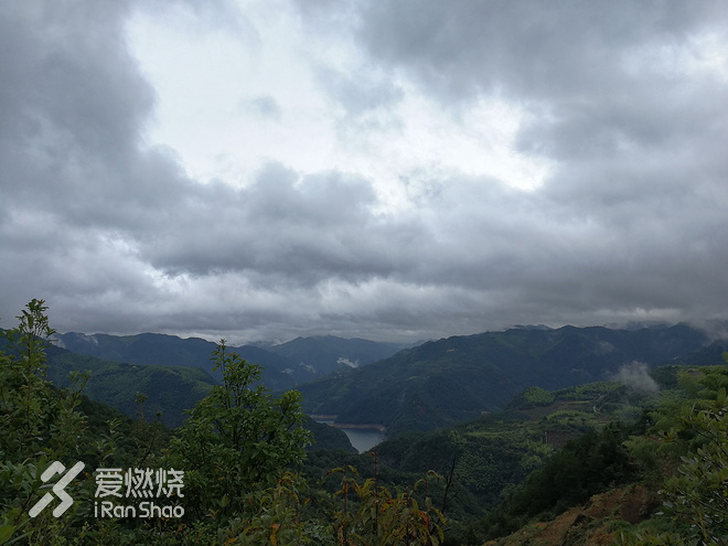 半百征途风雨共济——2017UTHN50km赛记