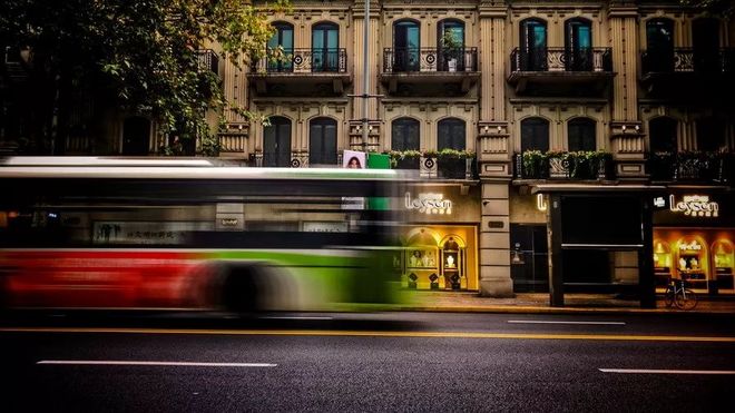 霞飞路的梧桐时光——上马城记