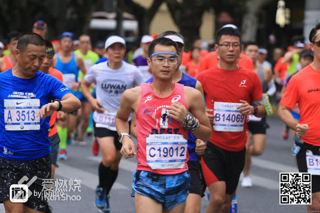 再见，那个被老师抱上单杠的少年