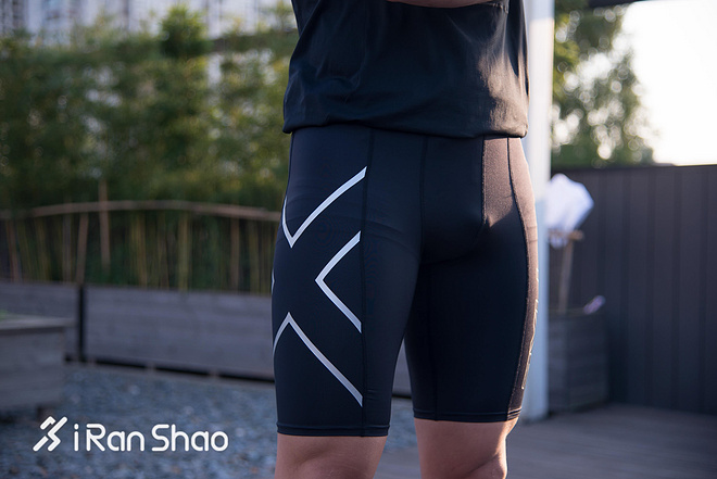 评测 | 双倍你的表现 2XU压缩功能裤