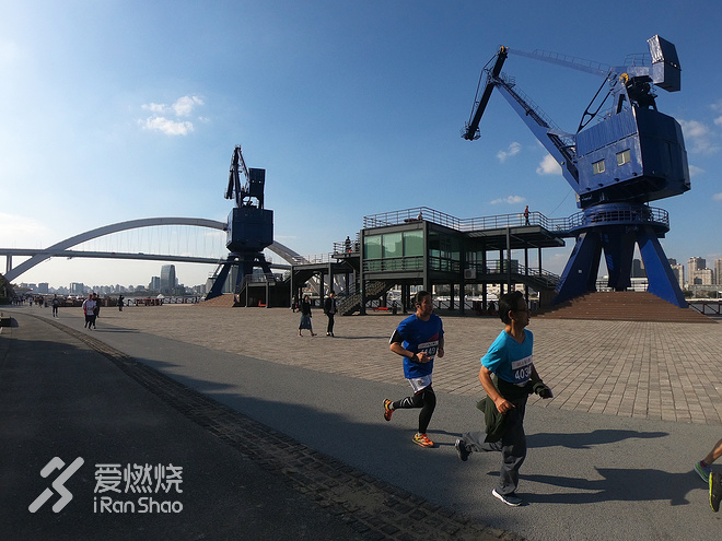 一起上马：用我所爱的方式，跑出我所爱