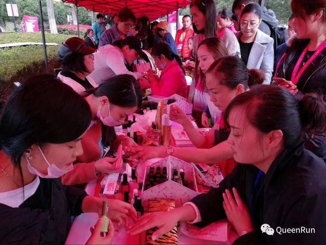 女王云集 | 2017苏州国际女子半程马拉松赛今天华丽开跑！女王跑引领全民狂欢