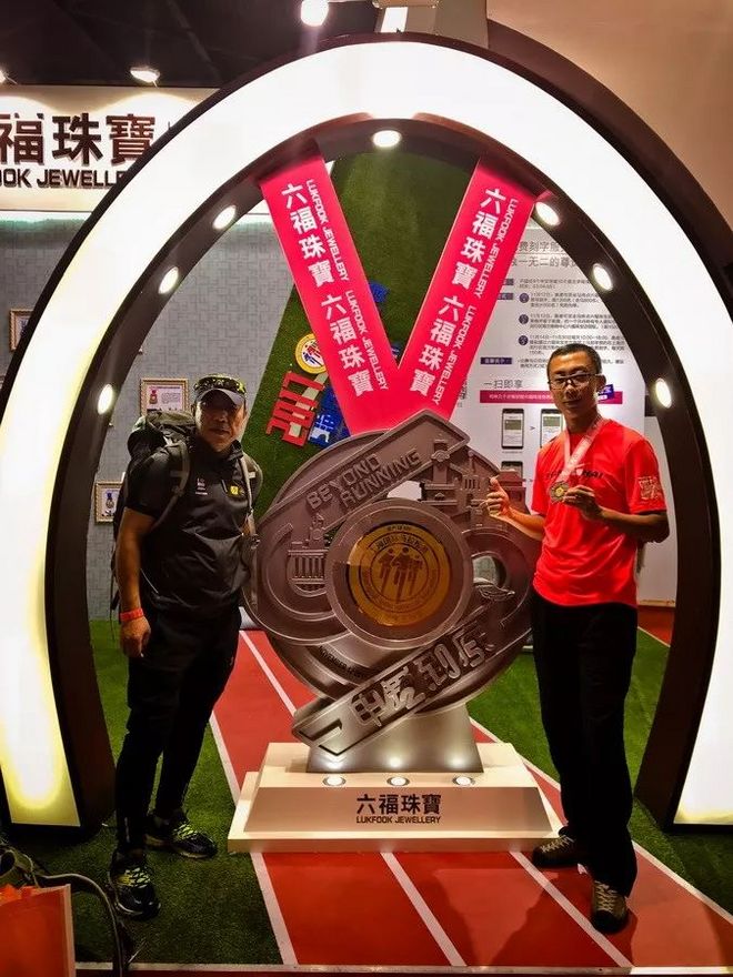 霞飞路的梧桐时光——上马城记