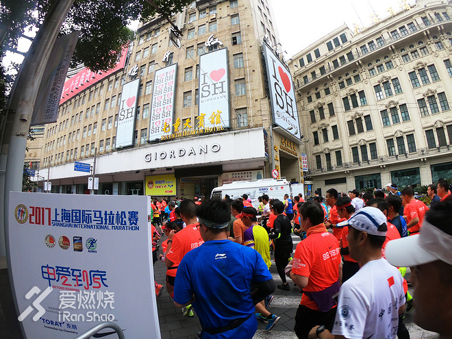 一起上马：用我所爱的方式，跑出我所爱