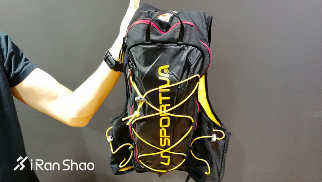 TopX | 剁完的手长出来了没？2018新款越野跑背包预览