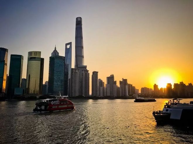 霞飞路的梧桐时光——上马城记